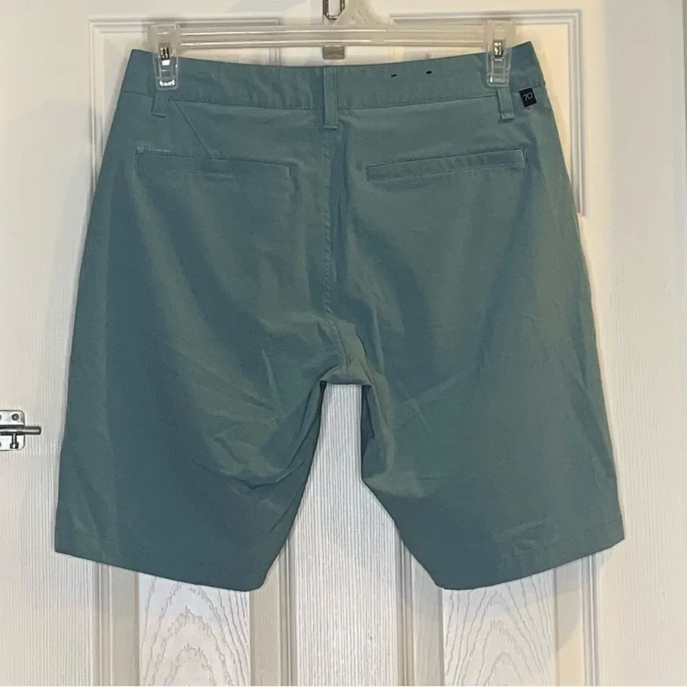 7 Diamonds Momentum Performance Golf Shorts Size 29 Light Teal